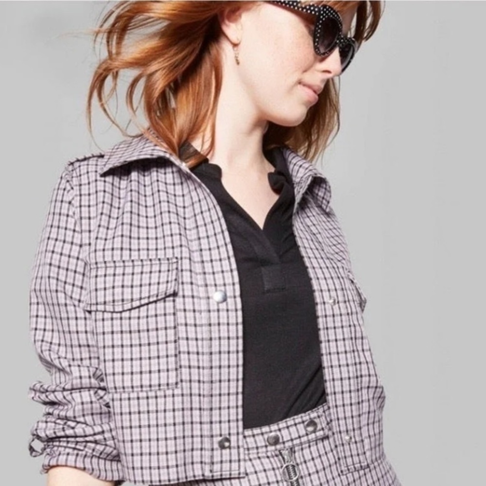 (M) Purple Black plaid cropped utility jacket